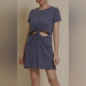 Mod Ref Knot-Front Dress NWOT Medium ❤️